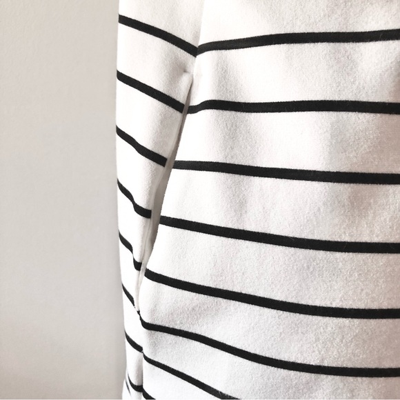 Cute Retro 60s Striped Mini Shift Dress - Picture 2 of 6